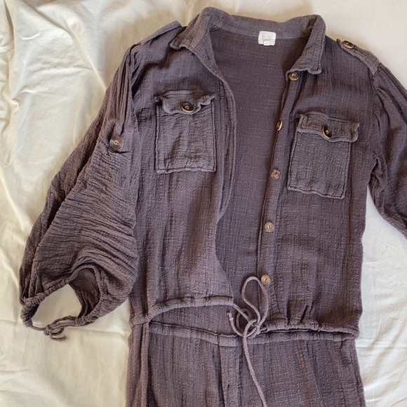 Gray tuxedo style shirt - Picture 3 of 9